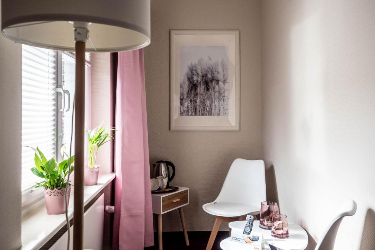Garni Hotel & Appartements ノルトシュトラント エクステリア 写真